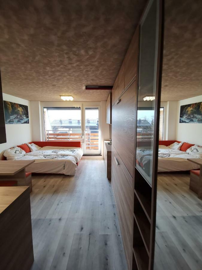 Studio Apartment Jez Бовец Экстерьер фото