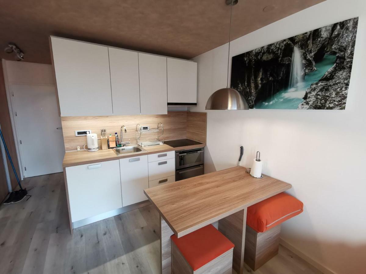 Studio Apartment Jez Бовец Экстерьер фото