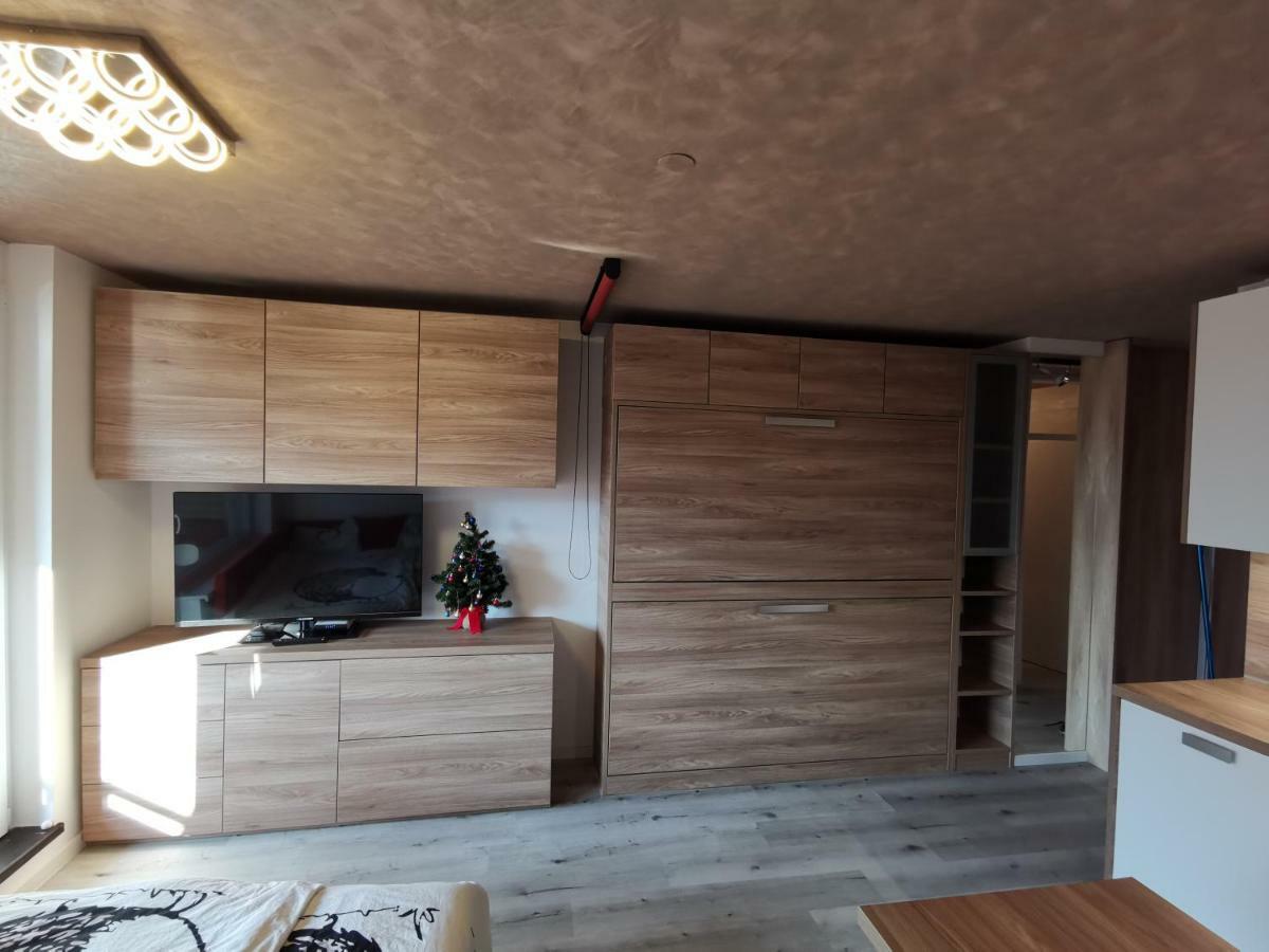 Studio Apartment Jez Бовец Экстерьер фото